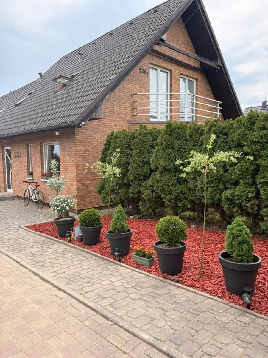 Salon fryzjerski Polka w Gliwicach — wejście do budynku przy ul. Daszyńskiego 226B